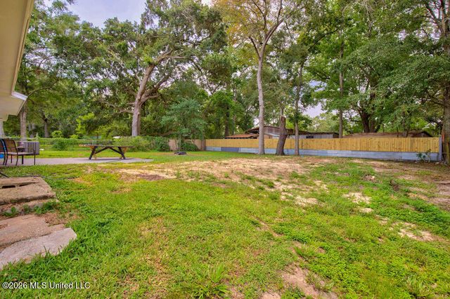12908 Hanover Drive, Ocean Springs, MS 39564