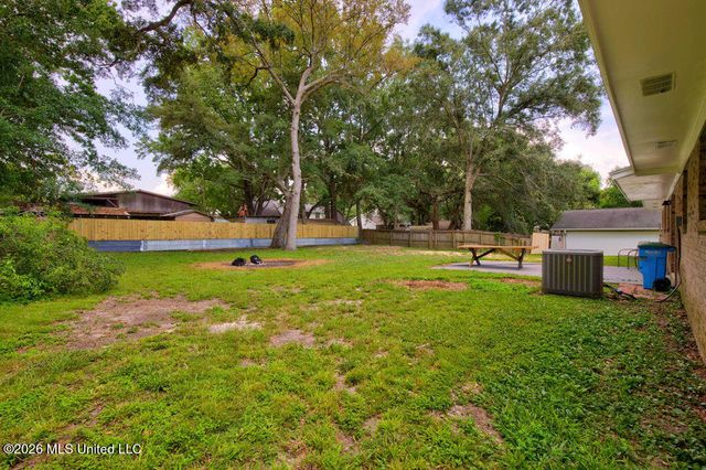 12908 Hanover Drive, Ocean Springs, MS 39564