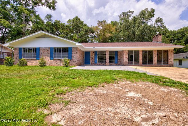 12908 Hanover Drive, Ocean Springs, MS 39564