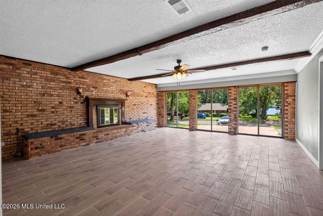12908 Hanover Drive, Ocean Springs, MS 39564