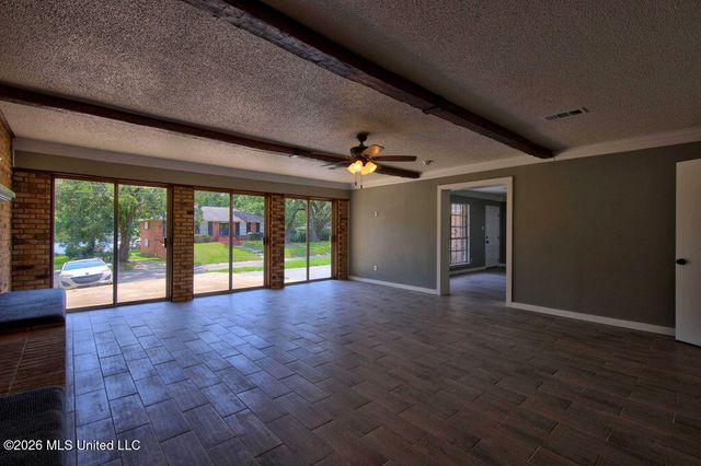 12908 Hanover Drive, Ocean Springs, MS 39564