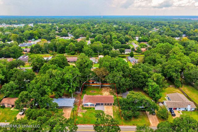 12908 Hanover Drive, Ocean Springs, MS 39564