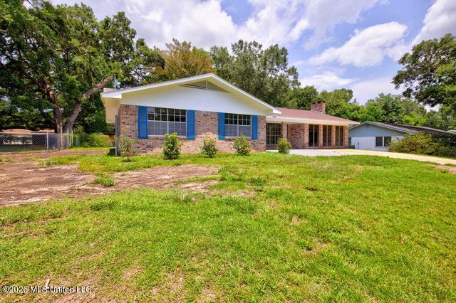 12908 Hanover Drive, Ocean Springs, MS 39564