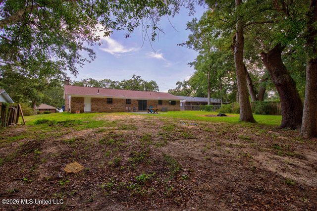 12908 Hanover Drive, Ocean Springs, MS 39564