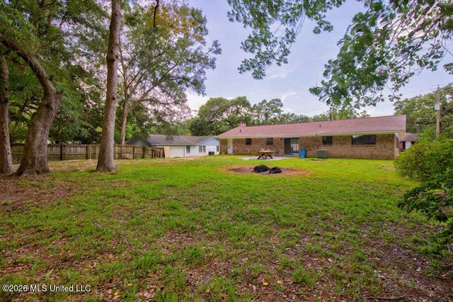 12908 Hanover Drive, Ocean Springs, MS 39564