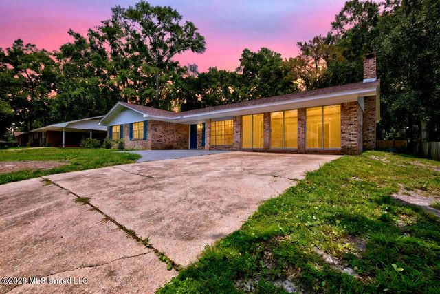 12908 Hanover Drive, Ocean Springs, MS 39564