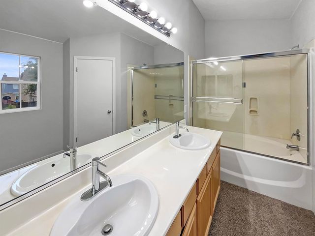 4455 Meadow Valley Cir, Fairfield, CA 94534