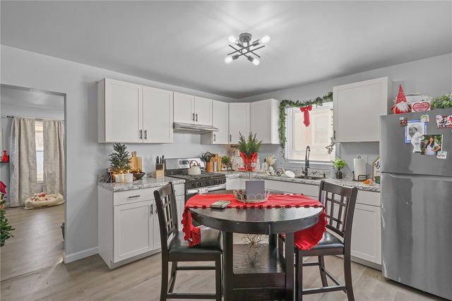 5 Nelson Street, Rumford, RI 02916