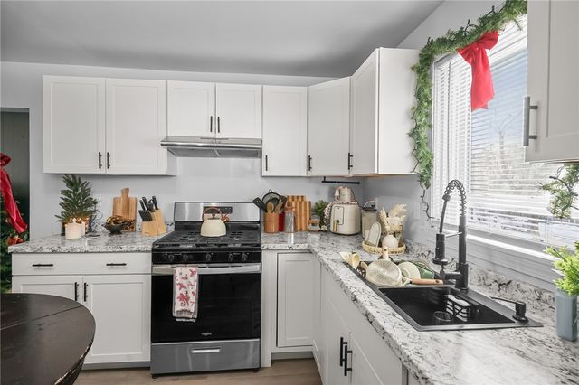 5 Nelson Street, Rumford, RI 02916