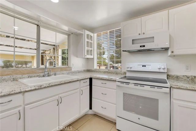 4304 Buckthorne Street, Phelan, CA 92371