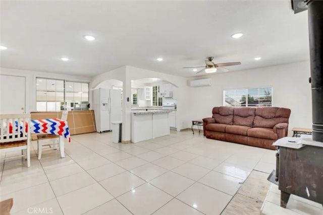 4304 Buckthorne Street, Phelan, CA 92371
