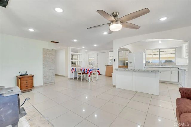 4304 Buckthorne Street, Phelan, CA 92371