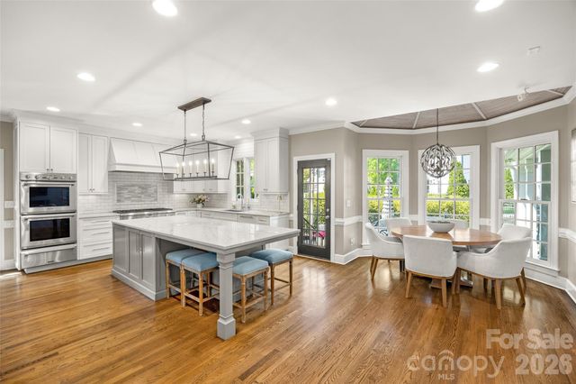 11132 Colonial Country Lane, Charlotte, NC 28277