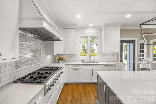 11132 Colonial Country Lane, Charlotte, NC 28277