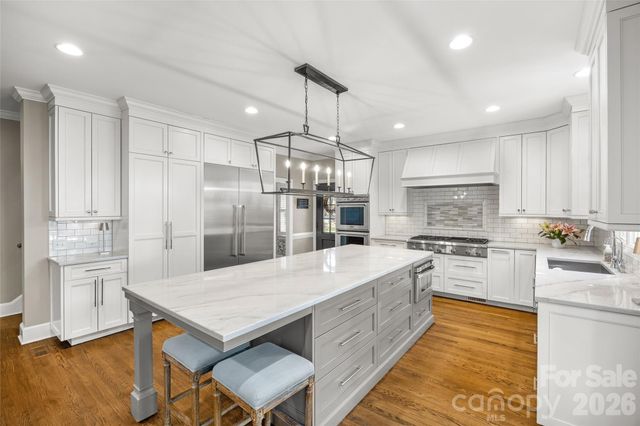 11132 Colonial Country Lane, Charlotte, NC 28277