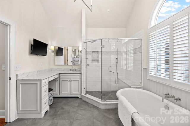 11132 Colonial Country Lane, Charlotte, NC 28277