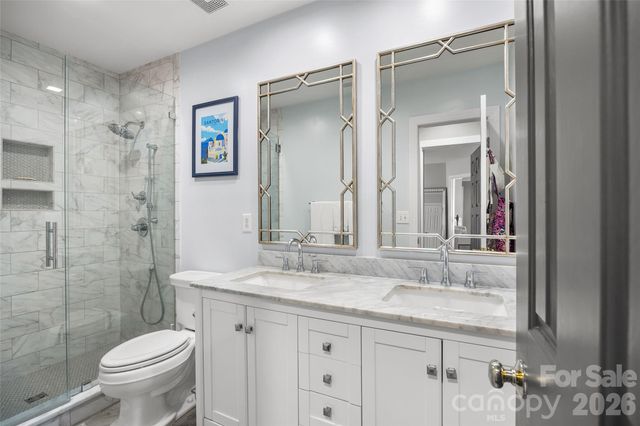 11132 Colonial Country Lane, Charlotte, NC 28277