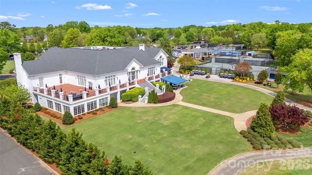 11132 Colonial Country Lane, Charlotte, NC 28277