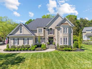11132 Colonial Country Lane, Charlotte, NC 28277