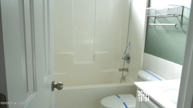 106 Turtle Creek Court, Jacksonville, NC 28540