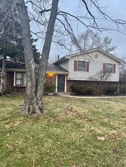 4022 Richmond Court, Matteson, IL 60443