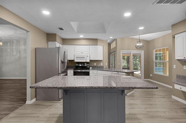 19030 SW 91ST LANE, Dunnellon, FL 34432