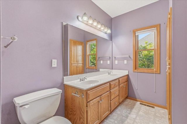 29673 Shoreview Circle, Lindstrom, MN 55045