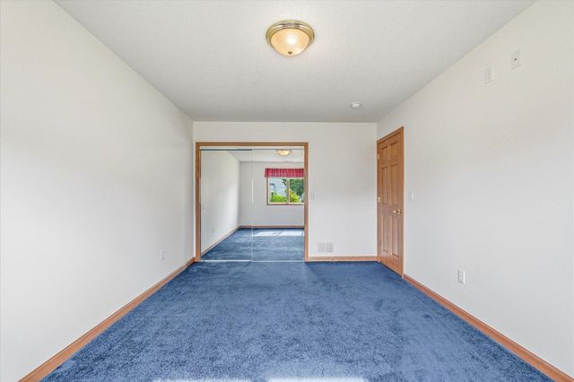 29673 Shoreview Circle, Lindstrom, MN 55045