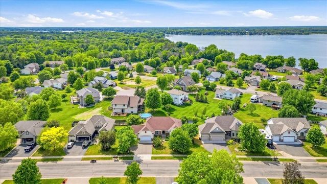 29673 Shoreview Circle, Lindstrom, MN 55045