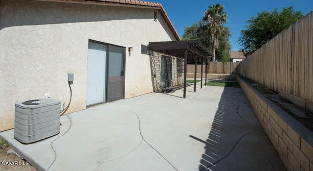 4540 Clear Springs Avenue, Palmdale, CA 93552