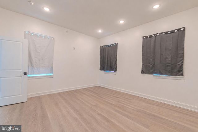 1901 N 2ND ST, Philadelphia, PA 19122