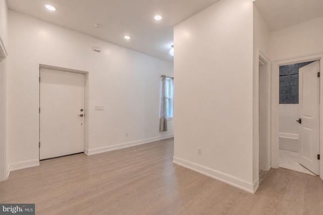 1901 N 2ND ST, Philadelphia, PA 19122