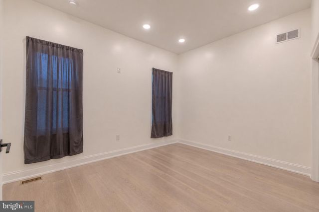 1901 N 2ND ST, Philadelphia, PA 19122