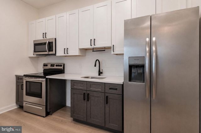 1901 N 2ND ST, Philadelphia, PA 19122