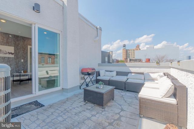 1901 N 2ND ST, Philadelphia, PA 19122