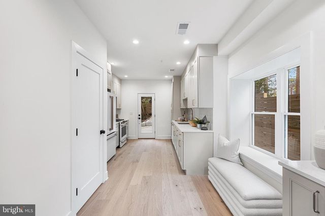 11 W ABINGTON AVE, Philadelphia, PA 19118