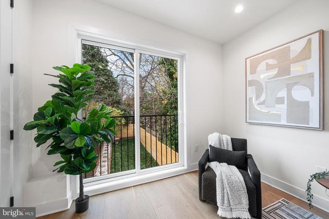 11 W ABINGTON AVE, Philadelphia, PA 19118