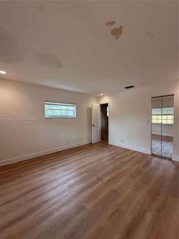 19253 Carolina Cir, Boca Raton, FL 33434