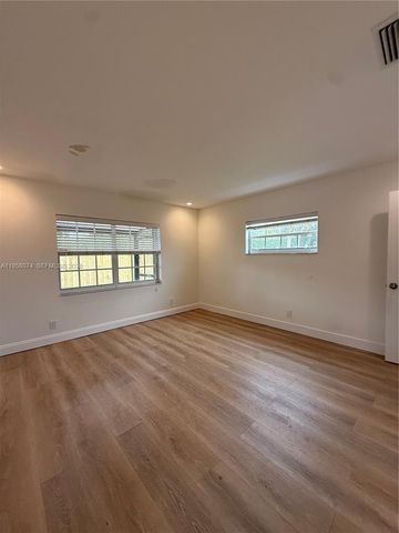 19253 Carolina Cir, Boca Raton, FL 33434