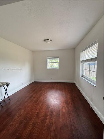 19253 Carolina Cir, Boca Raton, FL 33434