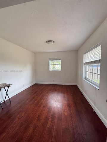 19253 Carolina Cir, Boca Raton, FL 33434