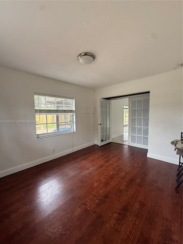 19253 Carolina Cir, Boca Raton, FL 33434