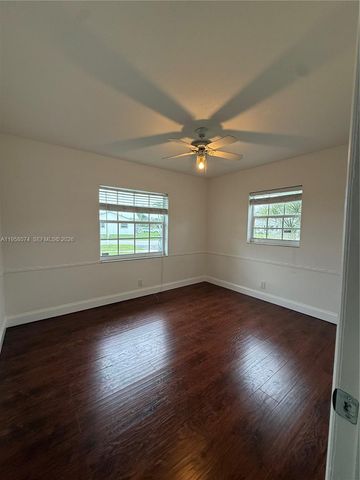 19253 Carolina Cir, Boca Raton, FL 33434