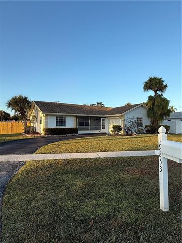 19253 Carolina Cir, Boca Raton, FL 33434