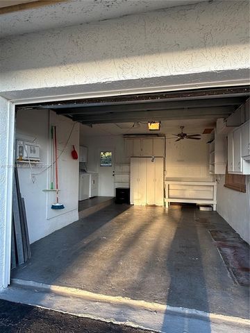 19253 Carolina Cir, Boca Raton, FL 33434