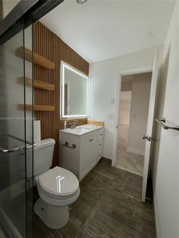 19253 Carolina Cir, Boca Raton, FL 33434