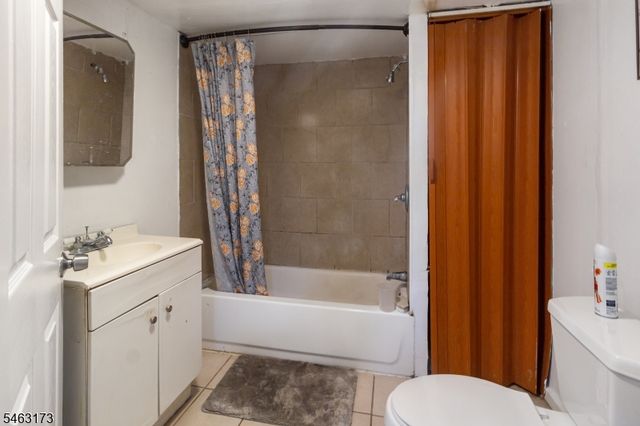 128 Redwood Ave, Paterson City, NJ 07522