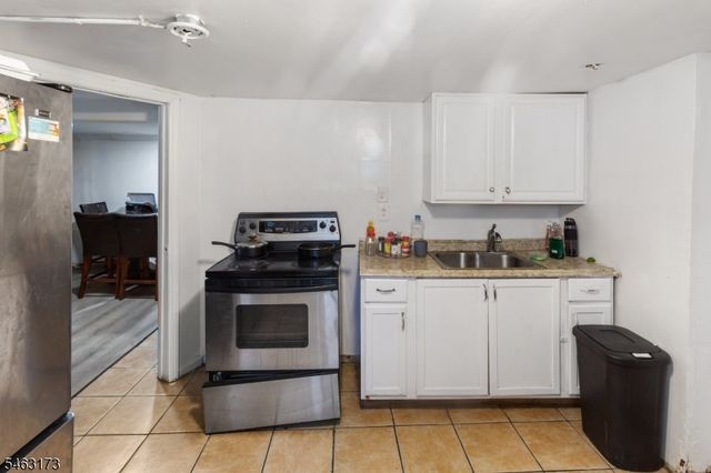 128 Redwood Ave, Paterson City, NJ 07522