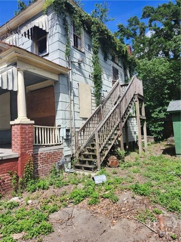 2120 Harden Street, Savannah, GA 31415