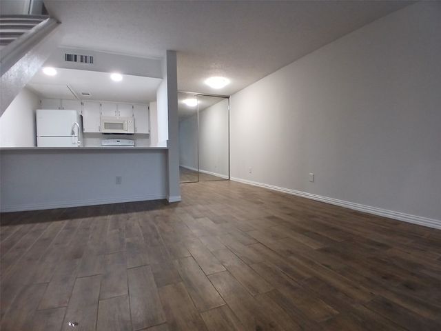 4640 Country Creek Drive 1257, Dallas, TX 75236